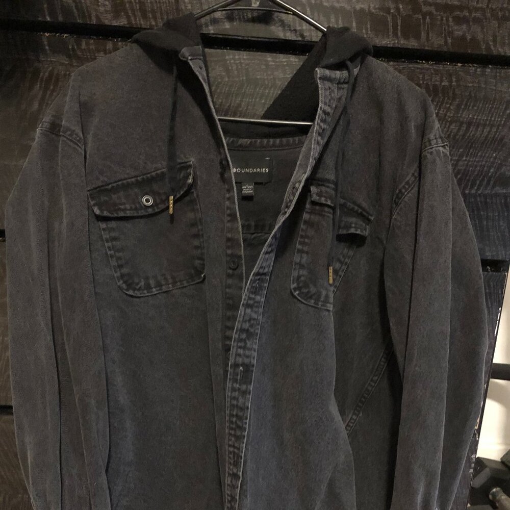 Men's No Boundaries Black Jean Jacket Size Large.